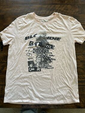 Blondie 'Call Me' Graphic T-Shirt - Light Pink